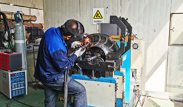 離心風(fēng)機動平衡校正-昆山佰斯拓“風(fēng)機醫(yī)生”美名遠(yuǎn)揚